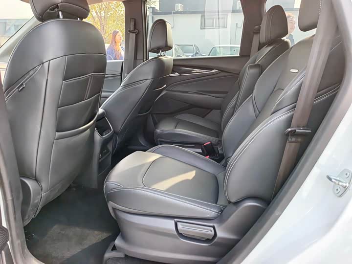 Фото 7 - Maxus G50