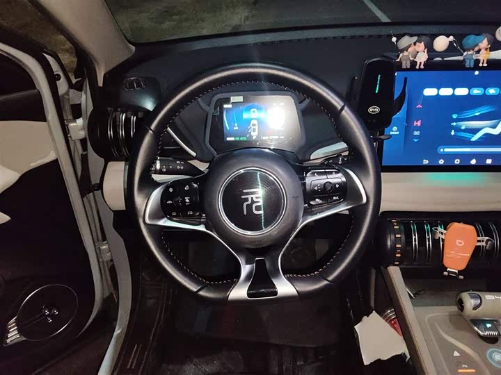 Фото 3 - BYD Yuan Plus