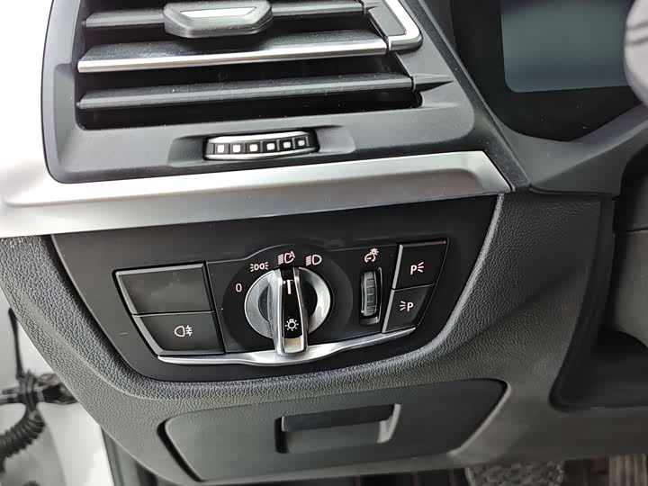 Фото 22 - BMW X3