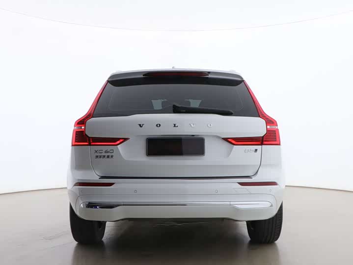 Фото 5 - Volvo XC60