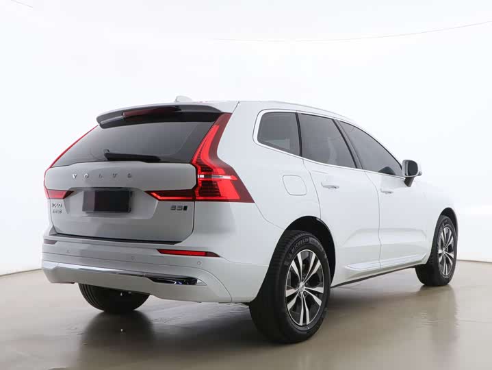 Фото 6 - Volvo XC60