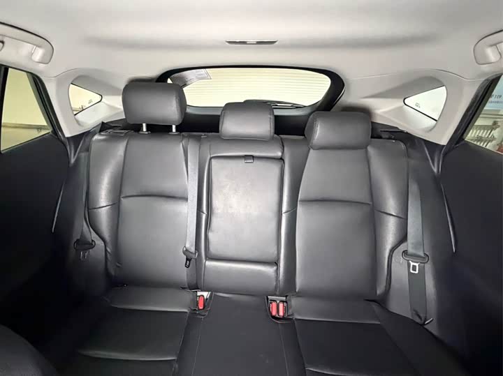 Фото 16 - Toyota Harrier