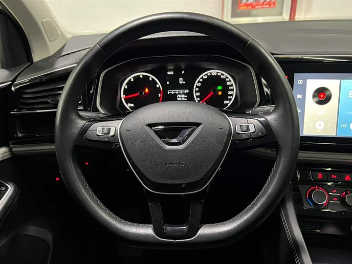 Фото 14 - Jetta VS5