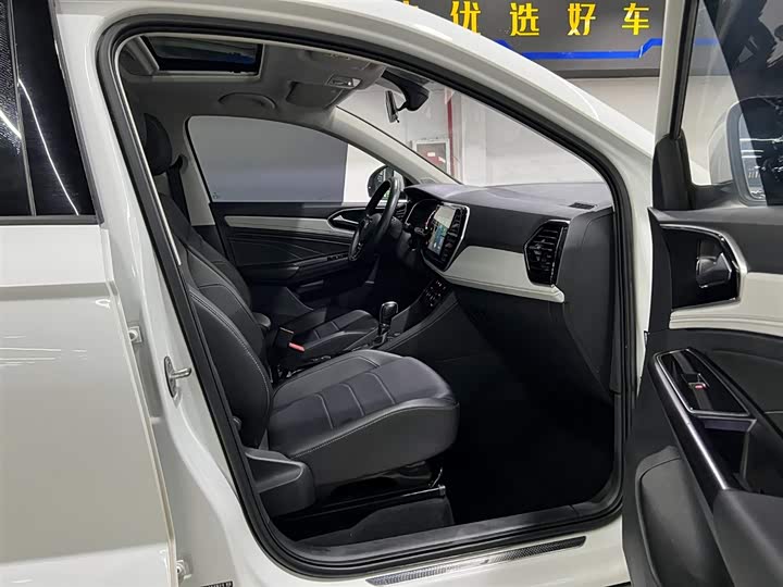 Фото 16 - Jetta VS5