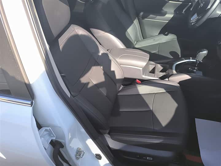 Фото 25 - Nissan X-Trail