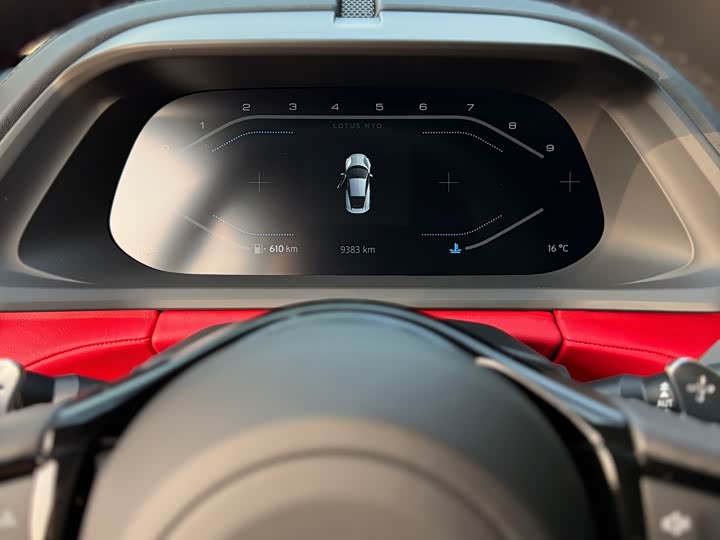 Фото 12 - Lotus Emira