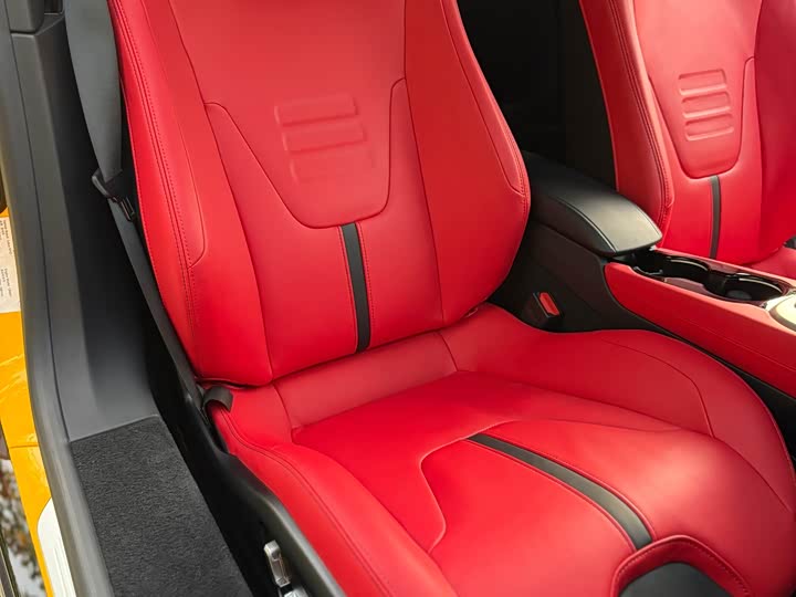 Фото 19 - Lotus Emira