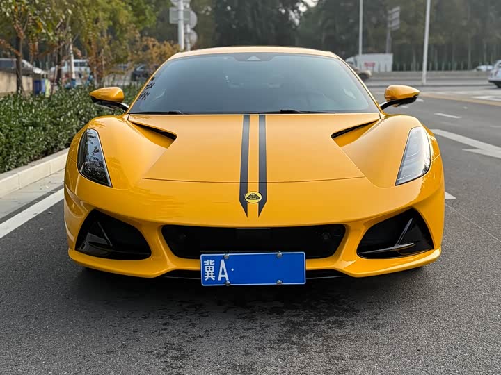 Фото 6 - Lotus Emira