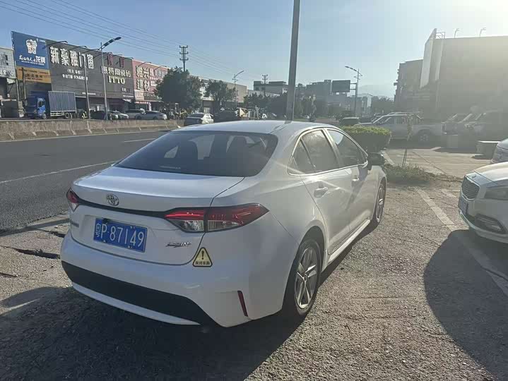 Фото 5 - Toyota Levin