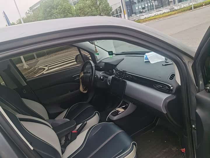 Фото 8 - Leapmotor T03