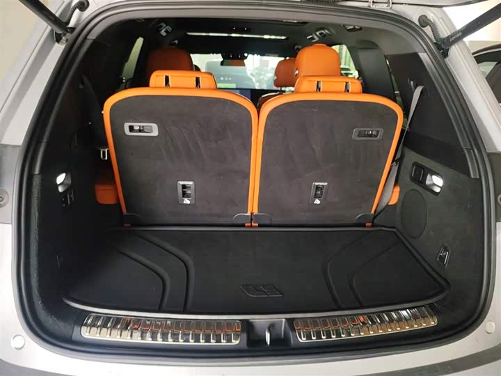 Фото 19 - LiXiang L8