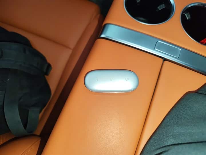 Фото 9 - LiXiang L8