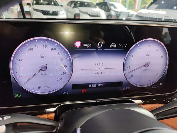 Фото 10 - Mercedes-Benz Maybach S-Class