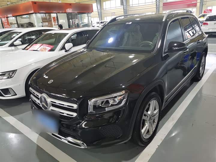 Фото 2 - Mercedes-Benz GLB-Class