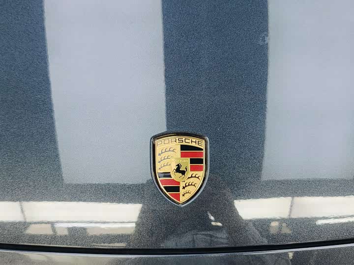 Фото 24 - Porsche Panamera