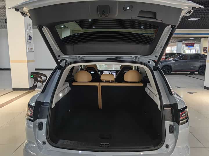 Фото 8 - Leapmotor C11