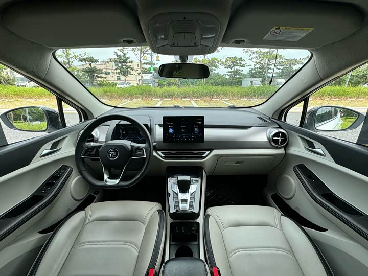 Фото 9 - BYD Yuan Pro