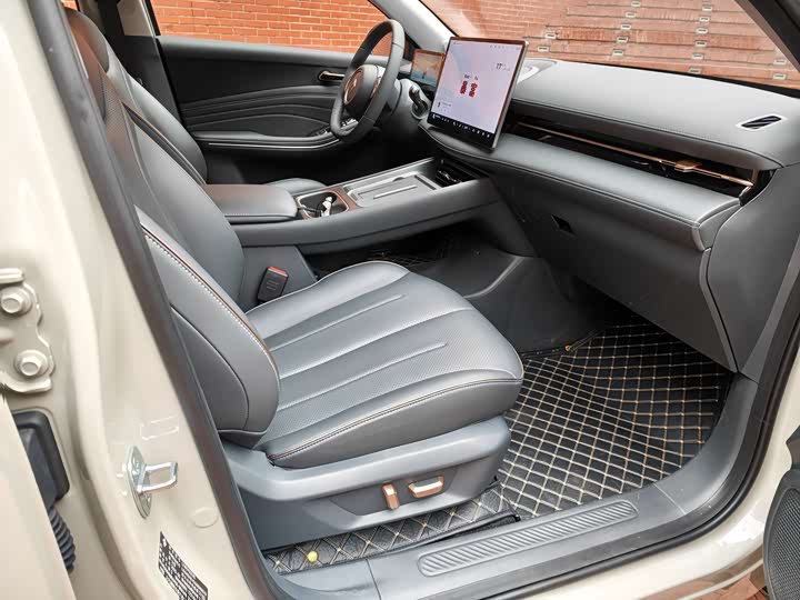 Photo 11 - Baojun Yunhai