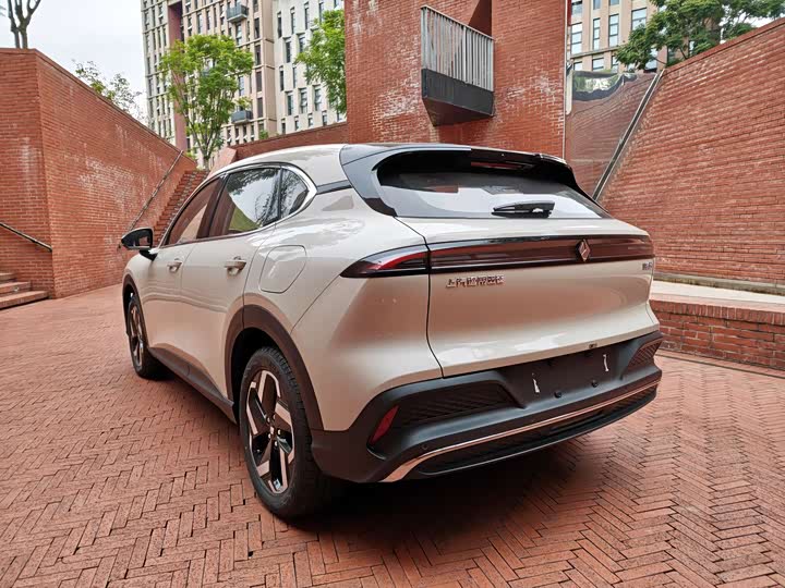 Photo 6 - Baojun Yunhai