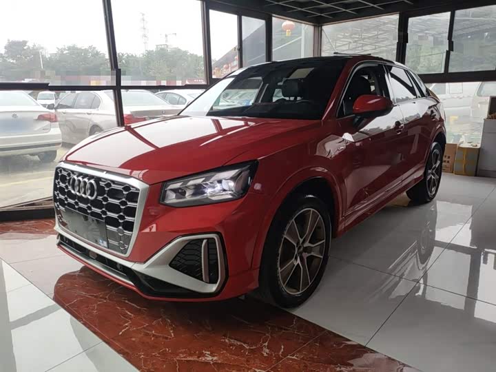 Фото 2 - Audi Q2L