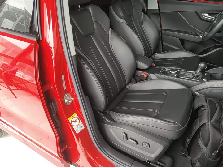 Фото 25 - Audi Q2L