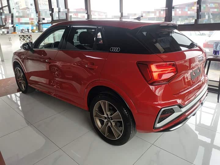 Фото 5 - Audi Q2L