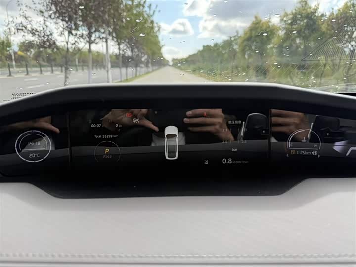 Фото 7 - Changan UNI-V