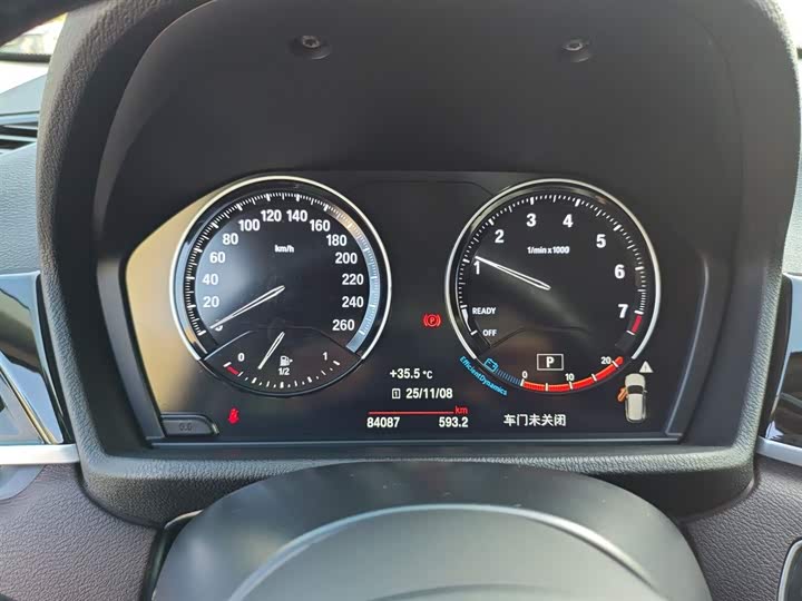 Фото 12 - BMW X1