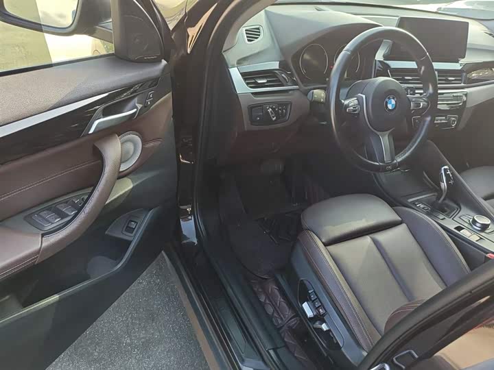 Фото 16 - BMW X1