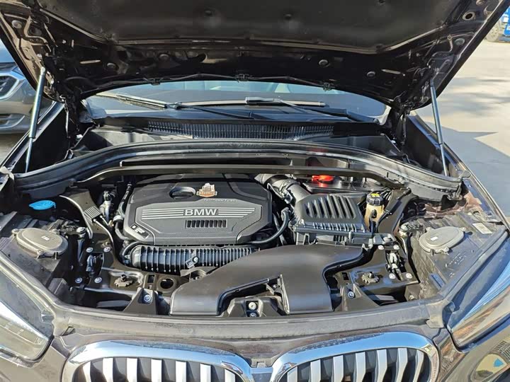 Фото 20 - BMW X1