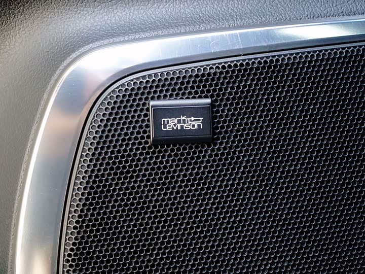 Фото 4 - Lexus LM