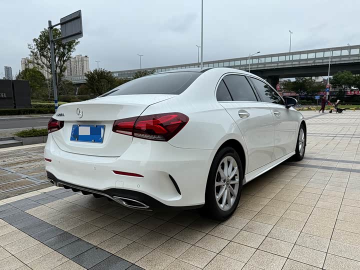 Фото 13 - Mercedes-Benz A-Class