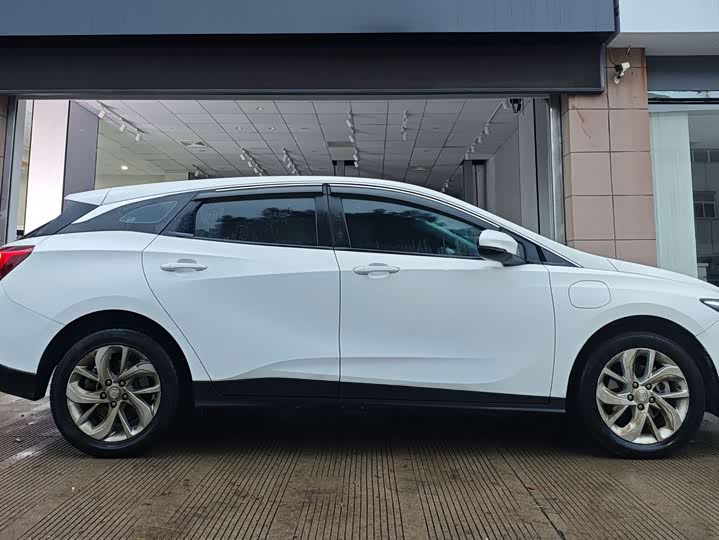 Фото 4 - Buick Velite 6