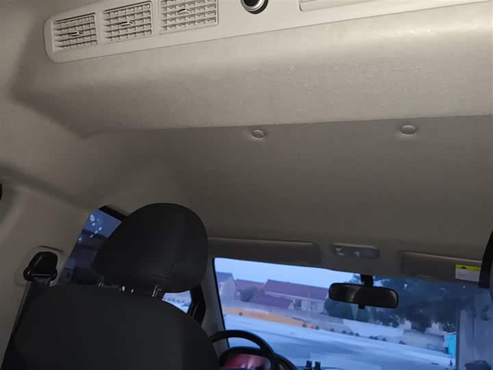 Фото 9 - Dongfeng Forthing Lingzhi M5