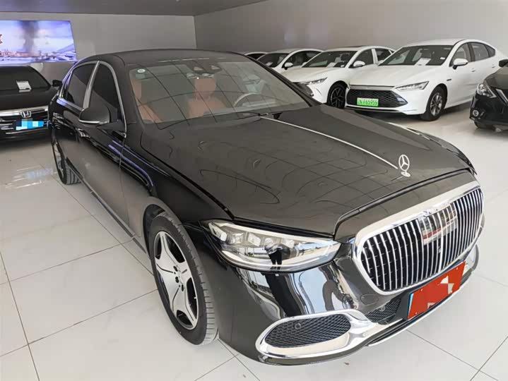 Фото 2 - Mercedes-Benz Maybach S-Class