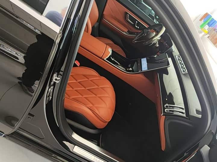 Фото 6 - Mercedes-Benz Maybach S-Class