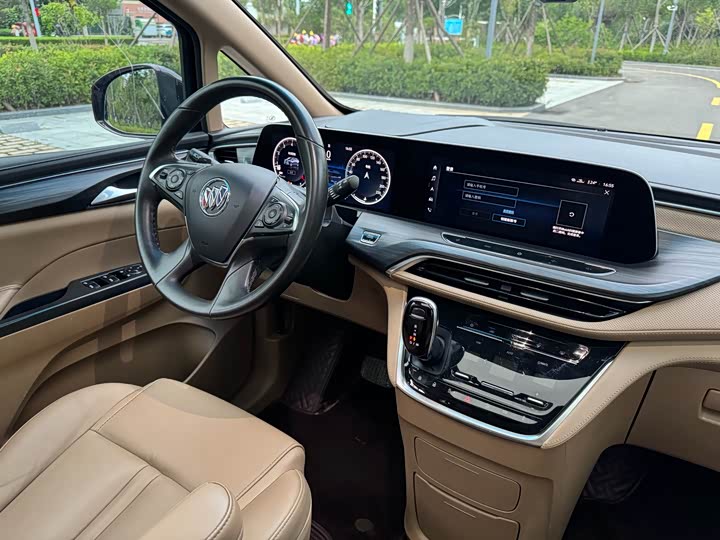 Фото 8 - Buick GL8 ES