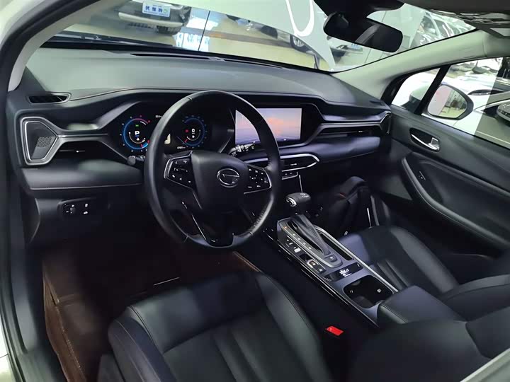 Фото 10 - GAC Trumpchi GS4