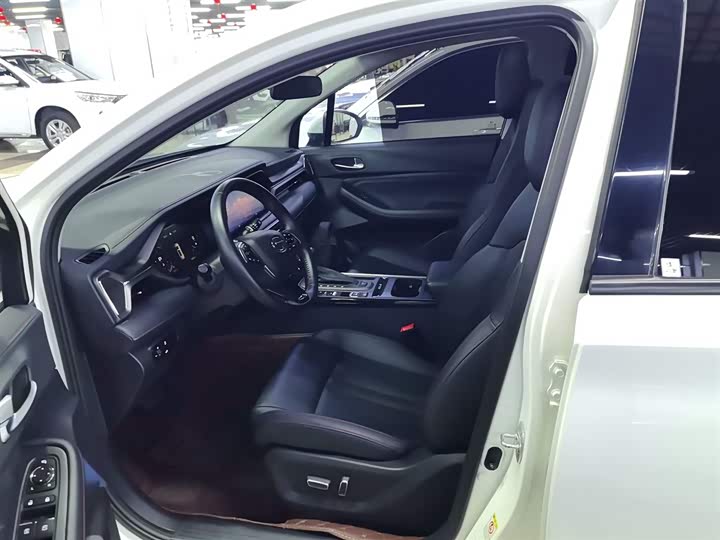 Фото 15 - GAC Trumpchi GS4