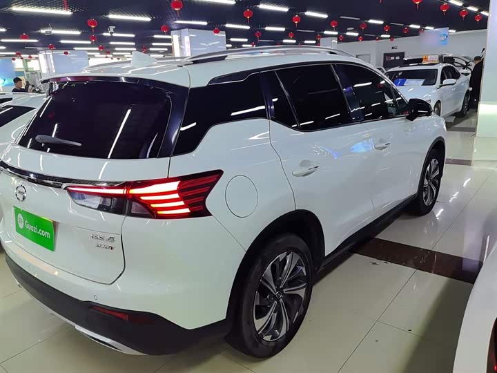 Фото 7 - GAC Trumpchi GS4