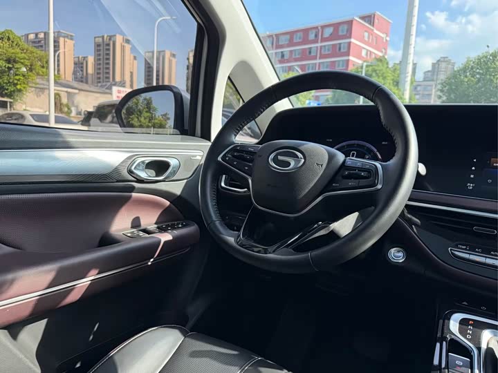 Фото 17 - GAC Trumpchi M6