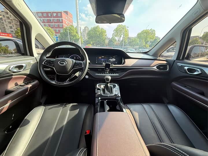 Фото 18 - GAC Trumpchi M6