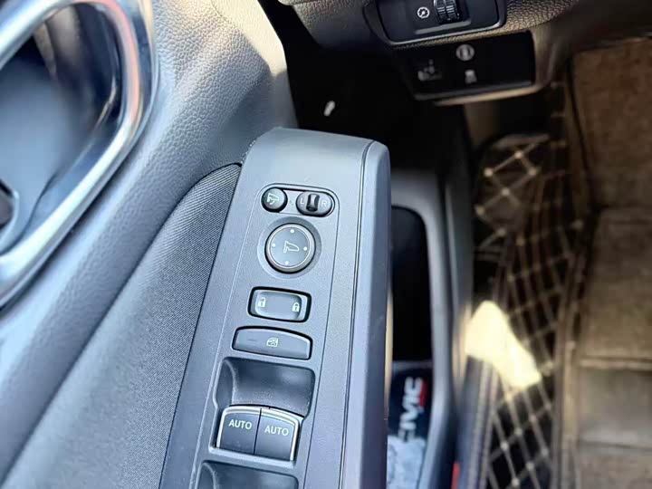 Фото 14 - Honda Civic