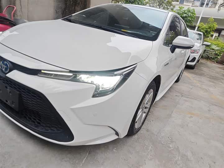 Фото 2 - Toyota Levin