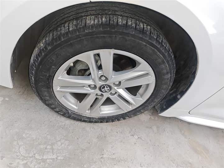 Фото 25 - Toyota Levin