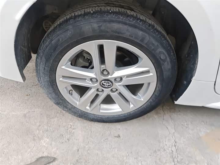 Фото 26 - Toyota Levin