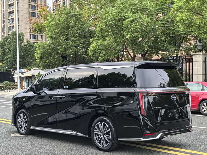 Фото 6 - GAC Trumpchi M8