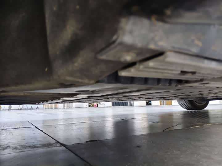 Фото 13 - HiPhi X