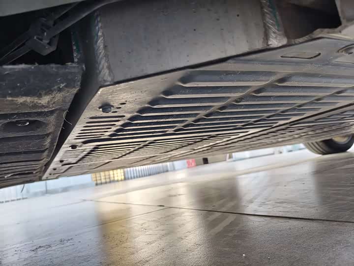 Фото 15 - HiPhi X