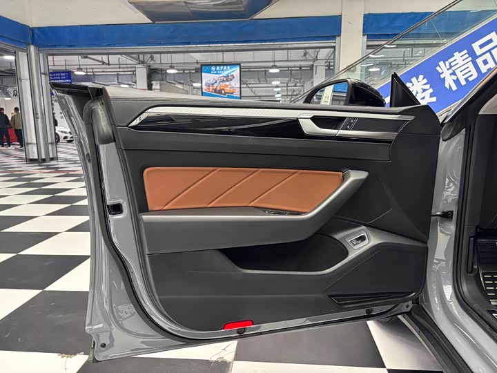 Фото 5 - Volkswagen CC